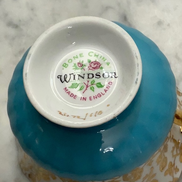 WINDSOR ROSE CUP & SAUCER SET VINTAGE MADE IN ENGLAND BONE CHINA - Picture 13 of 16